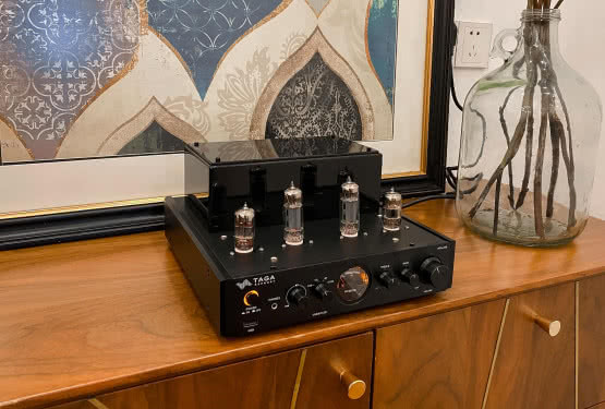 Wzmacniacz hybrydowy Taga Harmony HTA-25B