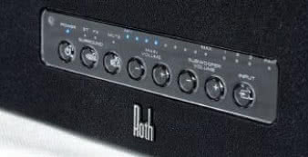 Rządek niebieskich diod i okrągłych przycisków
wygląda oryginalnie, choć niezbyt subtelnie.