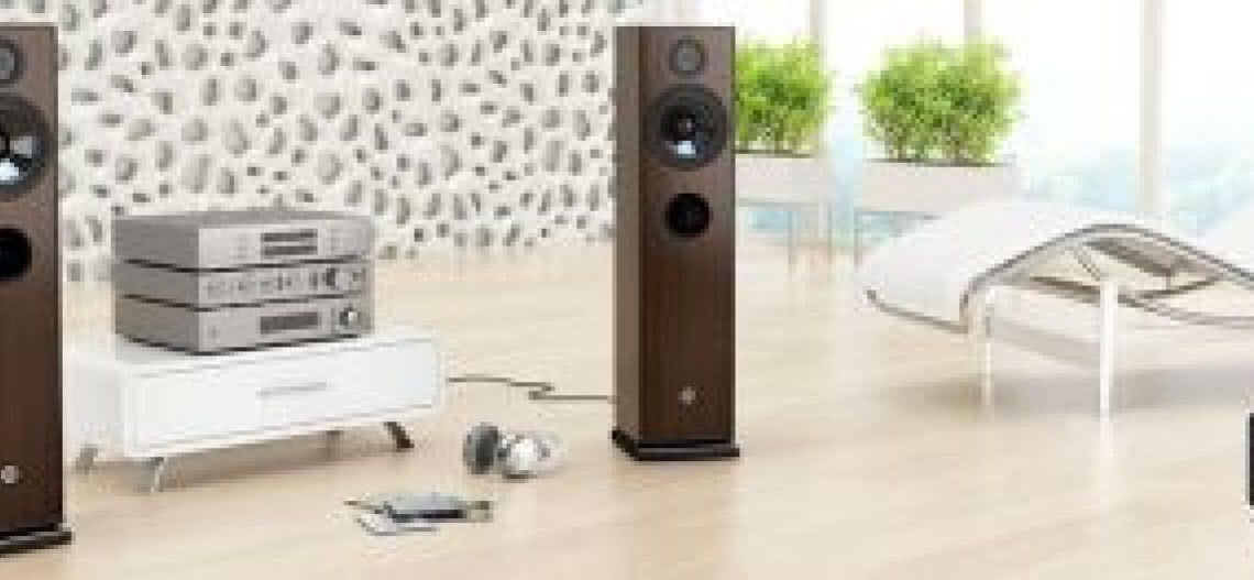 Kolumny Pylon Audio w salonie Q21