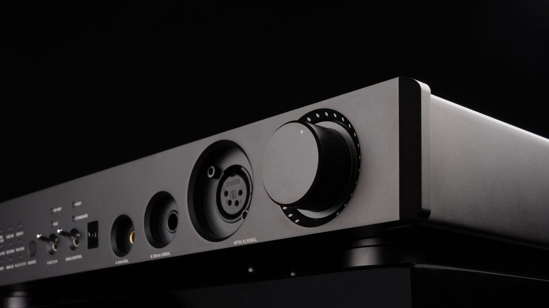 CMA Eighteen Master i CMA 18 Portable - dwa nowe źródła audio Questyle 