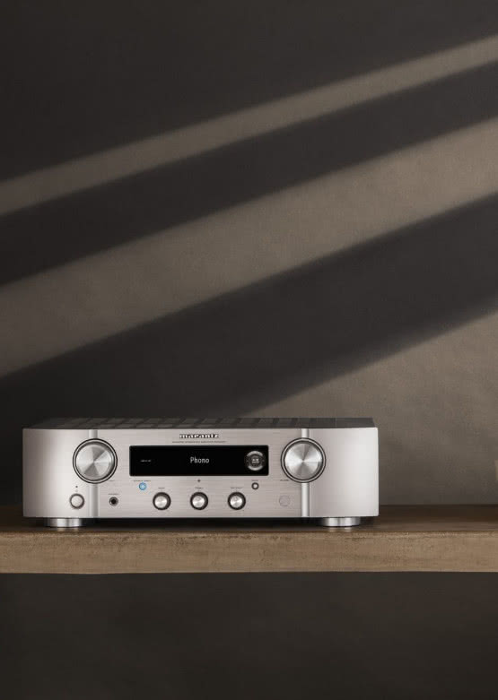 Wzmacniacz zintegrowany Marantz PM7000N z funkcjonalnością streamingu muzyki
