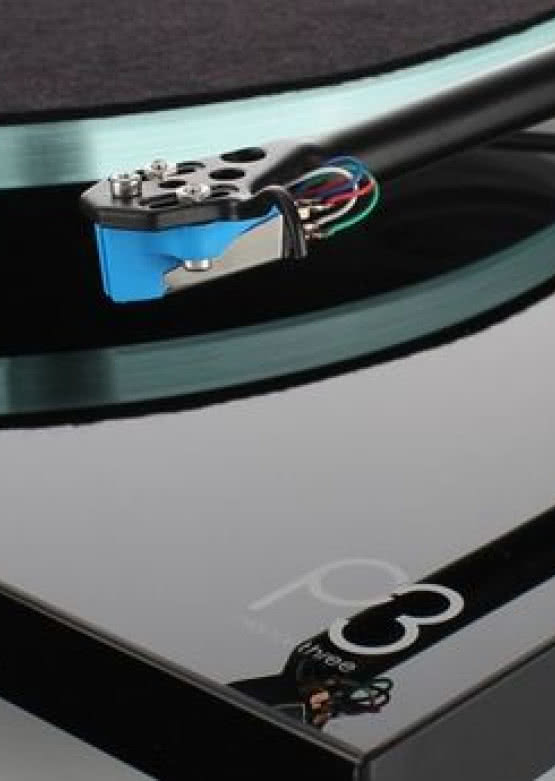 Gramofon Rega Planar P3 w ofercie salonu Planeta Dźwięku