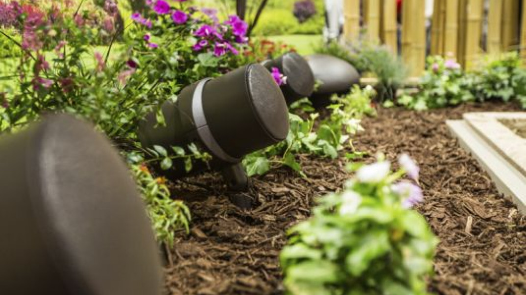 Głośniki instalacyjne Revel