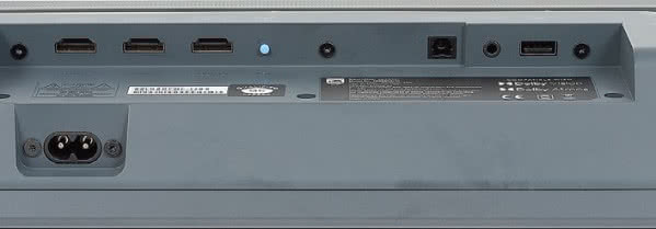 W sekcji HDMI mamy dwa wejścia oraz jedno wyjście z kanałem zwrotnym eARC.