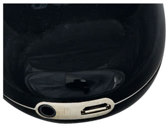 Gniazdo analogowe mini-jack - urządzenie jest zbyt
małe, aby zainstalować jakiekolwiek inne.