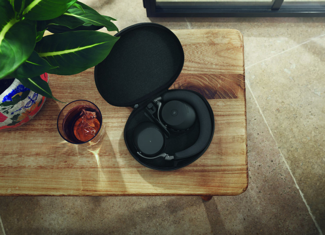 Słuchawki Jabra Evolve3 - nowoczesne funkcje audio i współpraca z AI