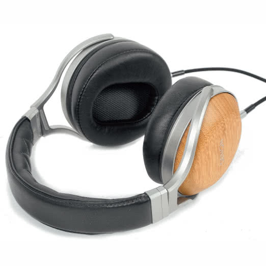 AH-D9200