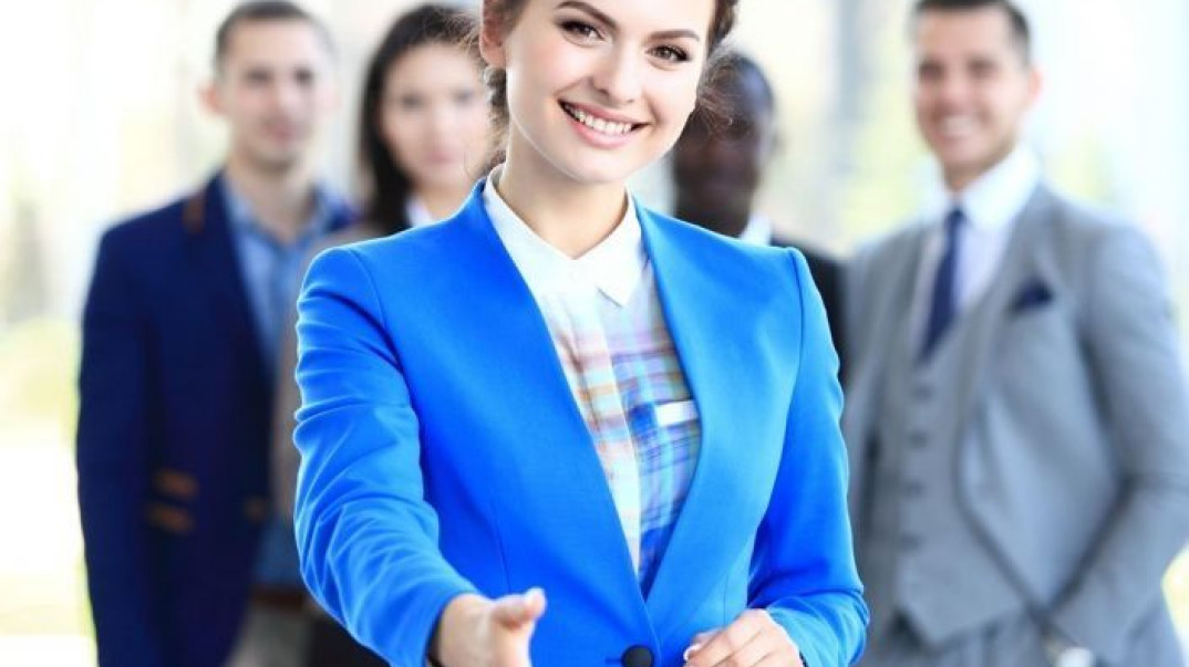 Specjalista i doradca klienta poszukiwany przez salon Q21