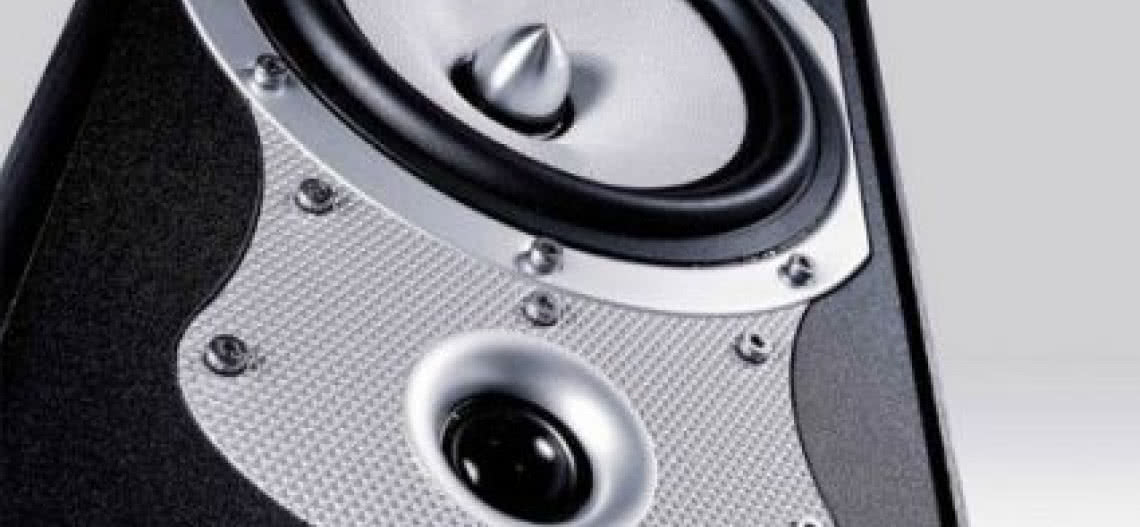 Kolumny Melodika w pabianickim salonie Q21