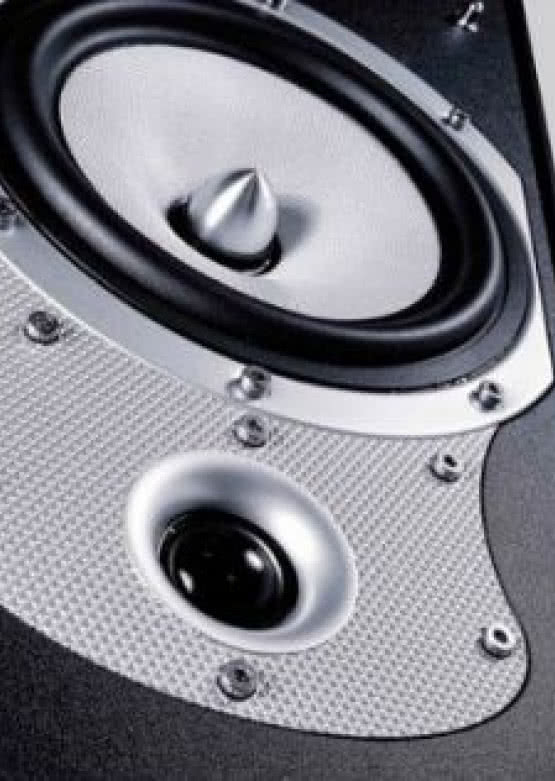 Kolumny Melodika w pabianickim salonie Q21