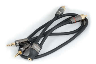 Niewiele wzmacniaczy
zintegrowanych
zadowoli się 3,5-mm
wtykiem. QED - jako specjalista
od okablowania 