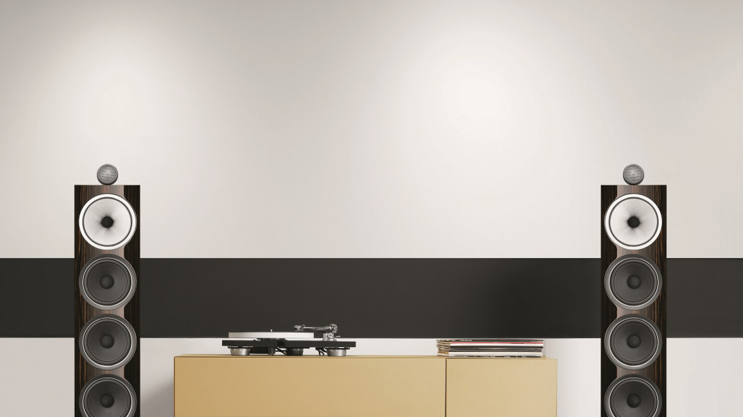 Dwa modele kolumn Bowers &amp; Wilkins zyskują status Signature