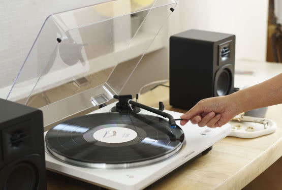 Gramofon Audio-Technica AT-LP70XBT - obsługa Bluetooth i wsparcie dla kodeka aptX Adaptive