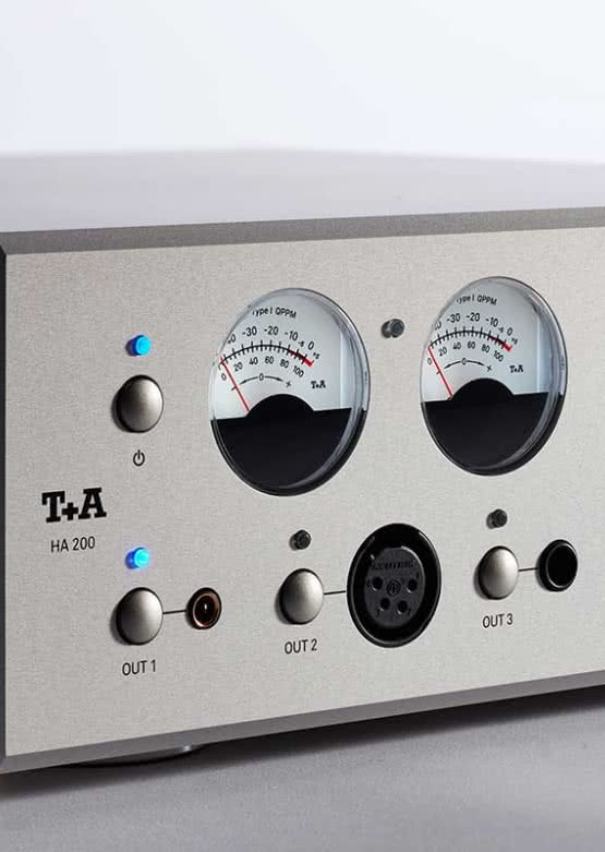 Wzmacniacz z przetwornikiem cyfrowo-analogowym T+A HA 200