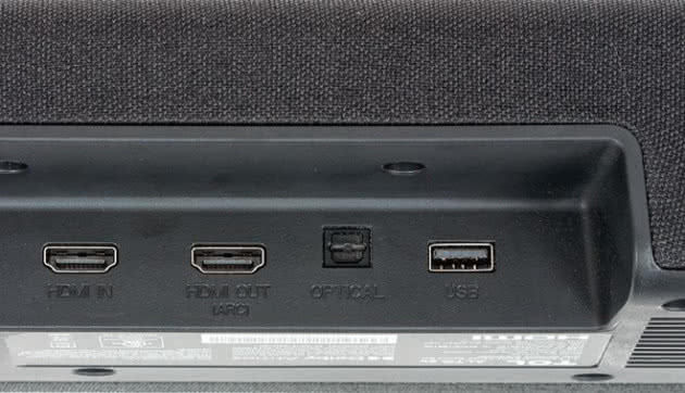 HDMI z ARC, wejście optyczne oraz USB – zestaw dość typowy