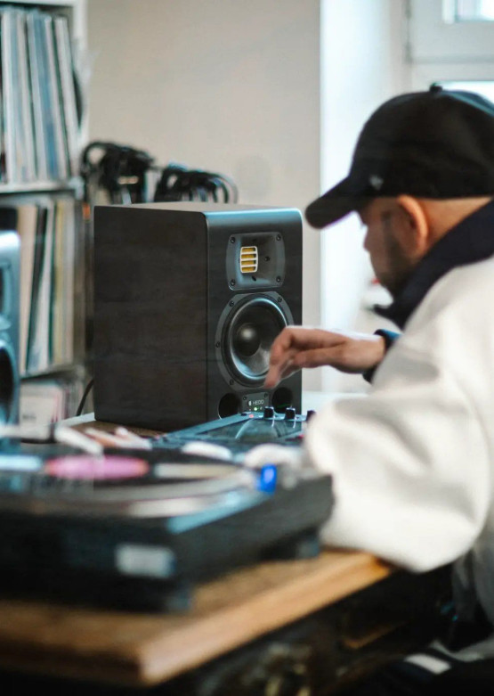 HEDD Audio prezentuje aktywne monitory studyjne z serii A-CORE