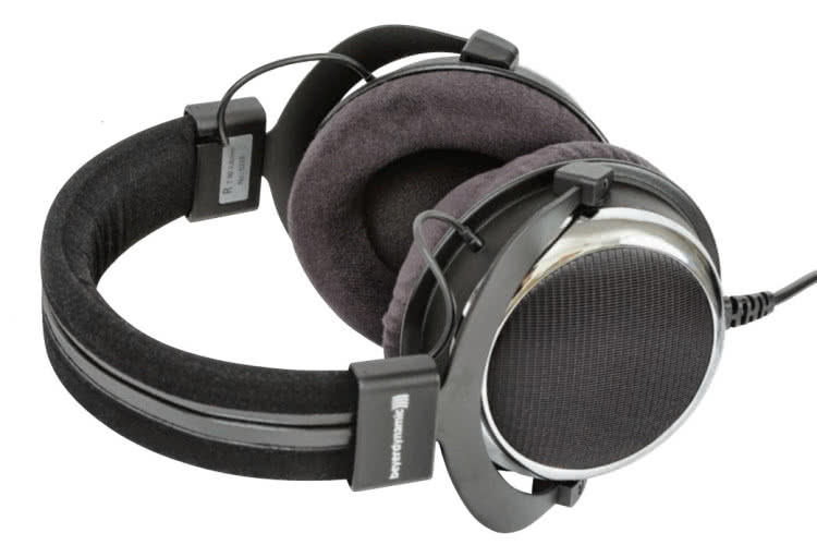 beyerdynamic T90 Jubilee 有線ヘッドホン dz03NTA=_src_59794-73.jpg