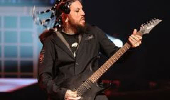 Korn nagra płytę z byłym gitarzystą