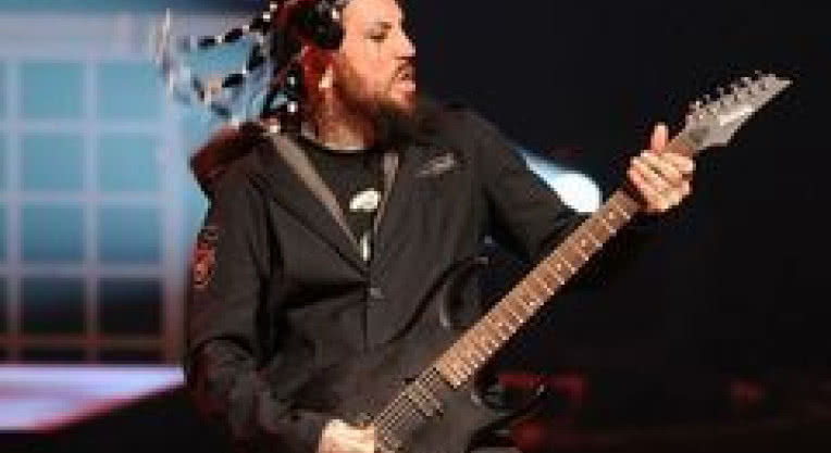 Korn nagra płytę z byłym gitarzystą