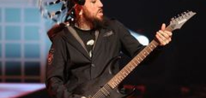Korn nagra płytę z byłym gitarzystą
