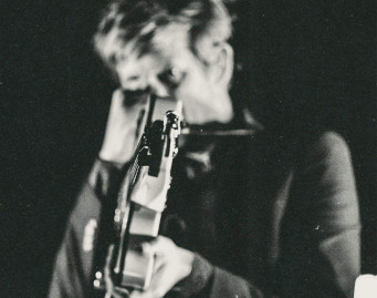 Everything Hits At Once: The Best of Spoon