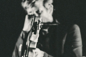 Everything Hits At Once: The Best of Spoon