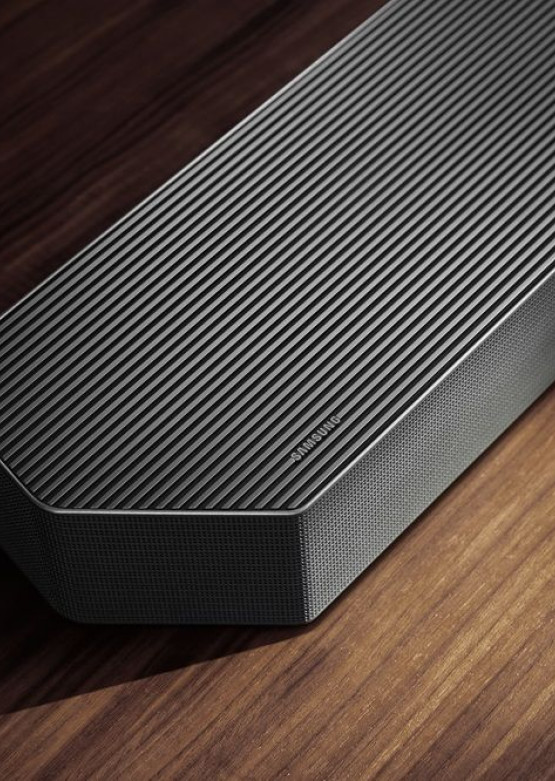 Samsung zaprezentował na CES 2025 nowe soundbary - HW-Q990F i HW-QS700F