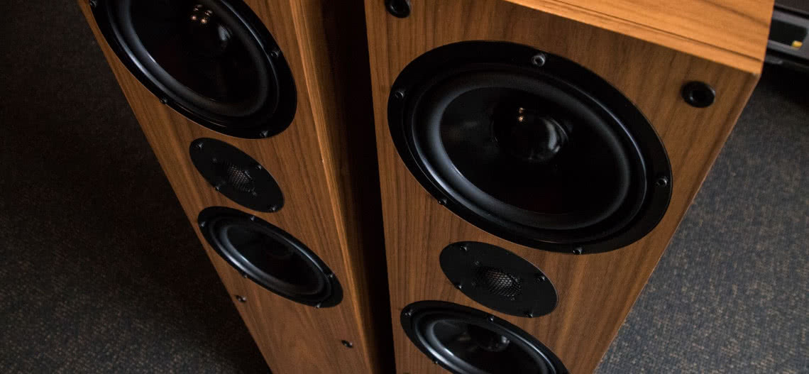 Odsłuchy kolumn Audio Academy Hyperion IV Plus w salonie Q21