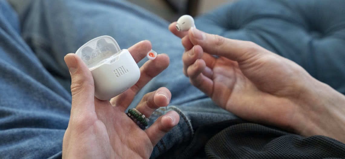 Prawdziwie bezprzewodowe słuchawki JBL Tune Flex