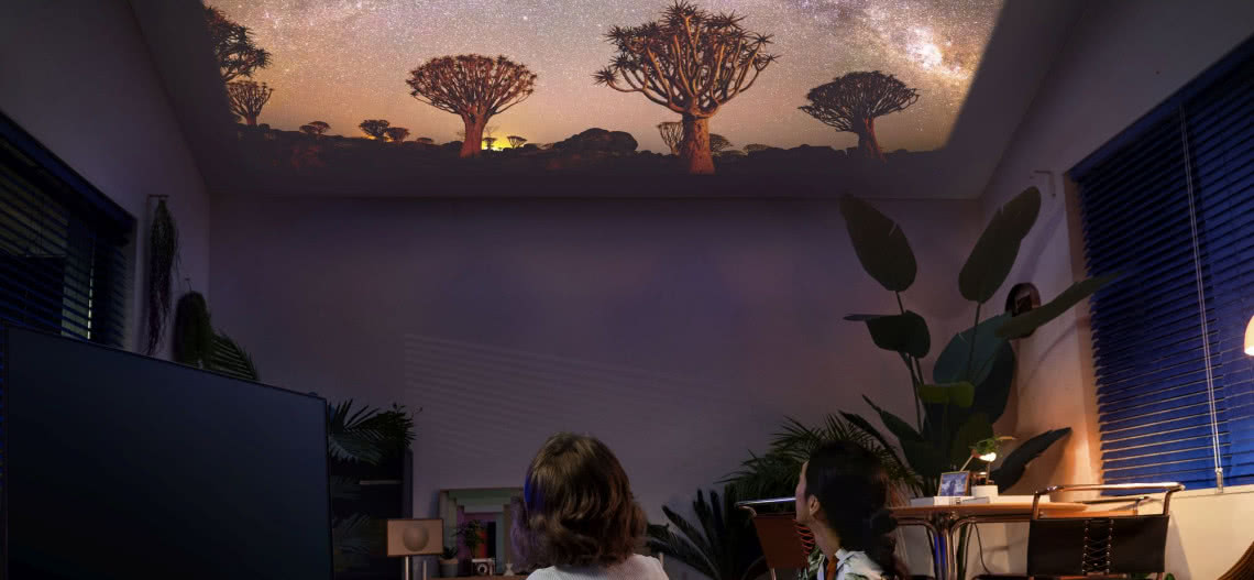 Samsung prezentuje mobilny projektor The Freestyle