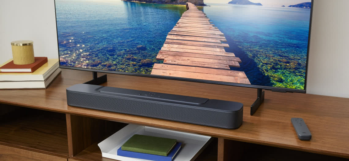 Małe bary: JBL Bar 2.0 All-in-One MK2 i Bar 2.1 Deep Bass MK2