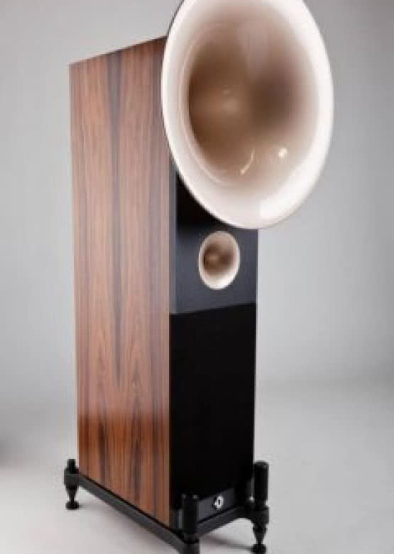 Kolumny Avantgarde Acoustic Fino w salonie Strefa Dźwięku z Wrocławia