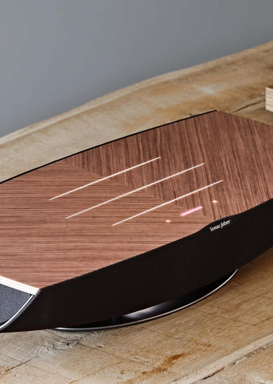 Nagroda Red Dot Design dla głośnika Sonus faber OMNIA