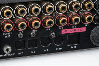 Dolna sekcja
jest zaślepiona
– tutaj możemy
zamontować
moduł
przetwornika
C/A