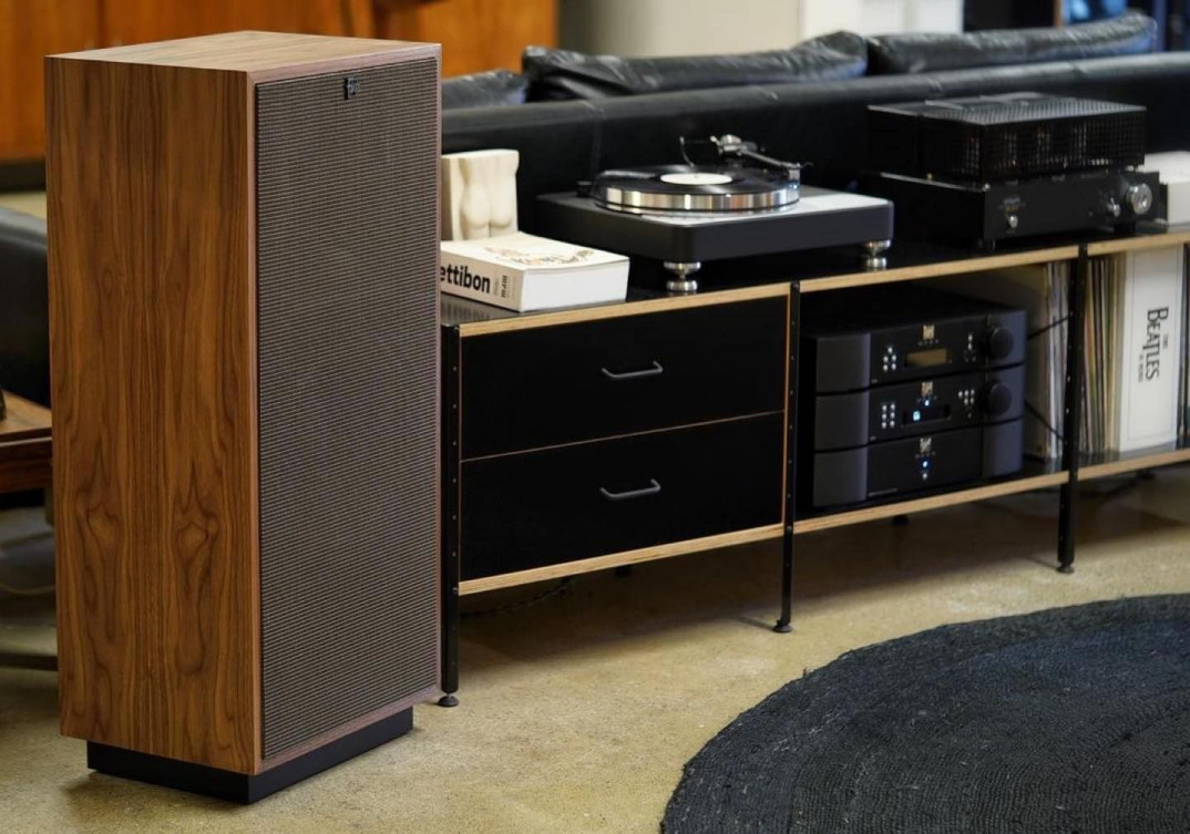 Odsłuchy kolumn Klipsch Forte IV w salonie Q21