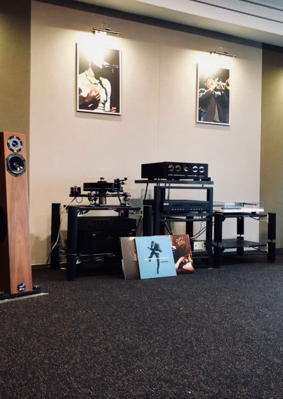 Ciekawe systemy Hi-Fi w salonie Q21 - hybrydowy Vincent i Audio Physic