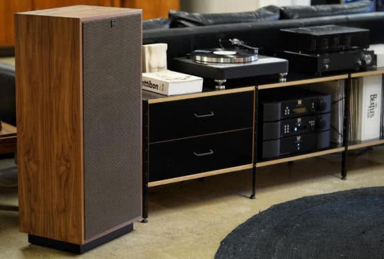 Odsłuchy kolumn Klipsch Forte IV w salonie Q21