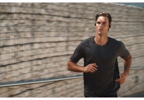 Sportowe słuchawki JBL Endurance Pace - najwyższa klasa szczelności i wiele przydatnych funkcji