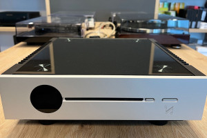 Najnowszy system all-in-one QUAD Artera Solus Play w salonie Q21 