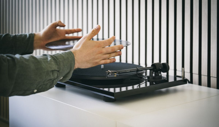 Gramofon Pro-Ject E1.2