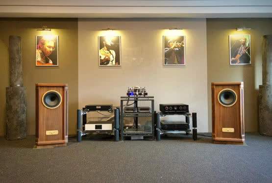 Odsłuchy kolumn Tannoy Turnberry GR w salonie Q21