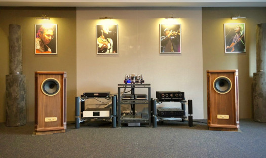 Odsłuchy kolumn Tannoy Turnberry GR w salonie Q21