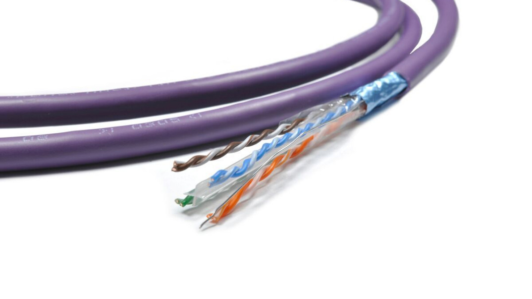 MDC1820 - pierwszy przewód sieciowy (skrętka) Melodiki