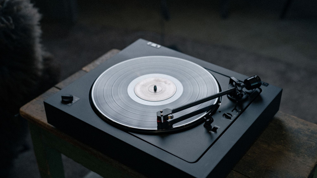 Pro-Ject wprowadza do sprzedaży nowy gramofon - model A2