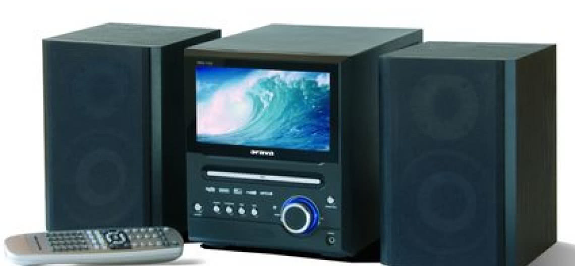 Telewizor i wieża w jednym