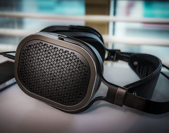 Słuchawki Acoustic Research AR-H1