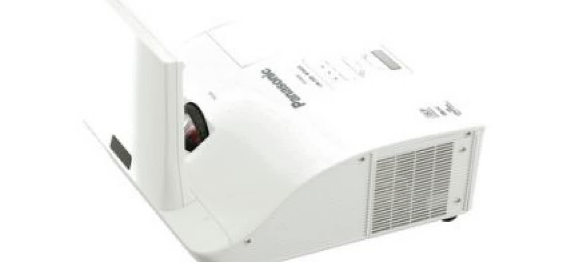 Projektory Panasonic z serii PT-CW330