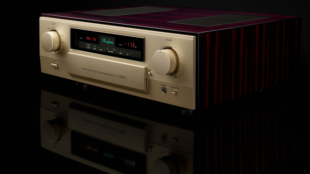 Referencyjny przedwzmacniacz Accuphase C-3900
