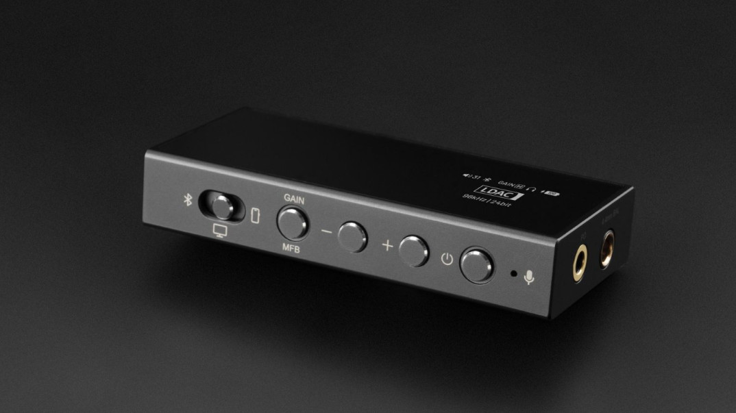 Dwa nowe dongle Questyle - M18i i M15c