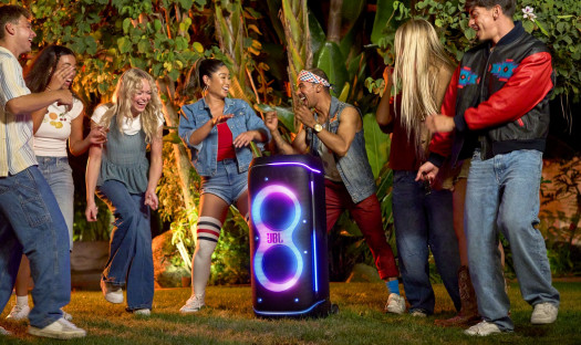 Kolumny Summit Makalu, głośniki Partybox, słuchawki - nowości JBL na Audio Video Show 2025